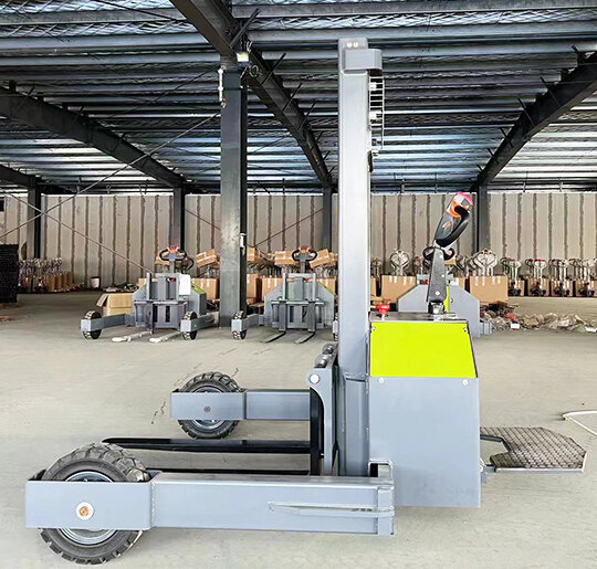 24V-1.5-Ton-Outdoor-Stand-Stacker03